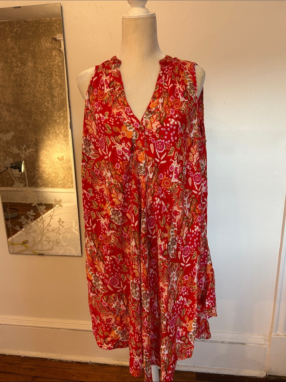 Sleeveless Red Floral Midi Dress with V-Neck